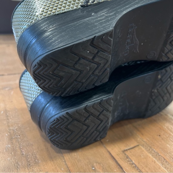 Dansko Womens Professional Clog Leather EU 41 US 10 Metallic Geometric Comfort - Picture 10 of 12